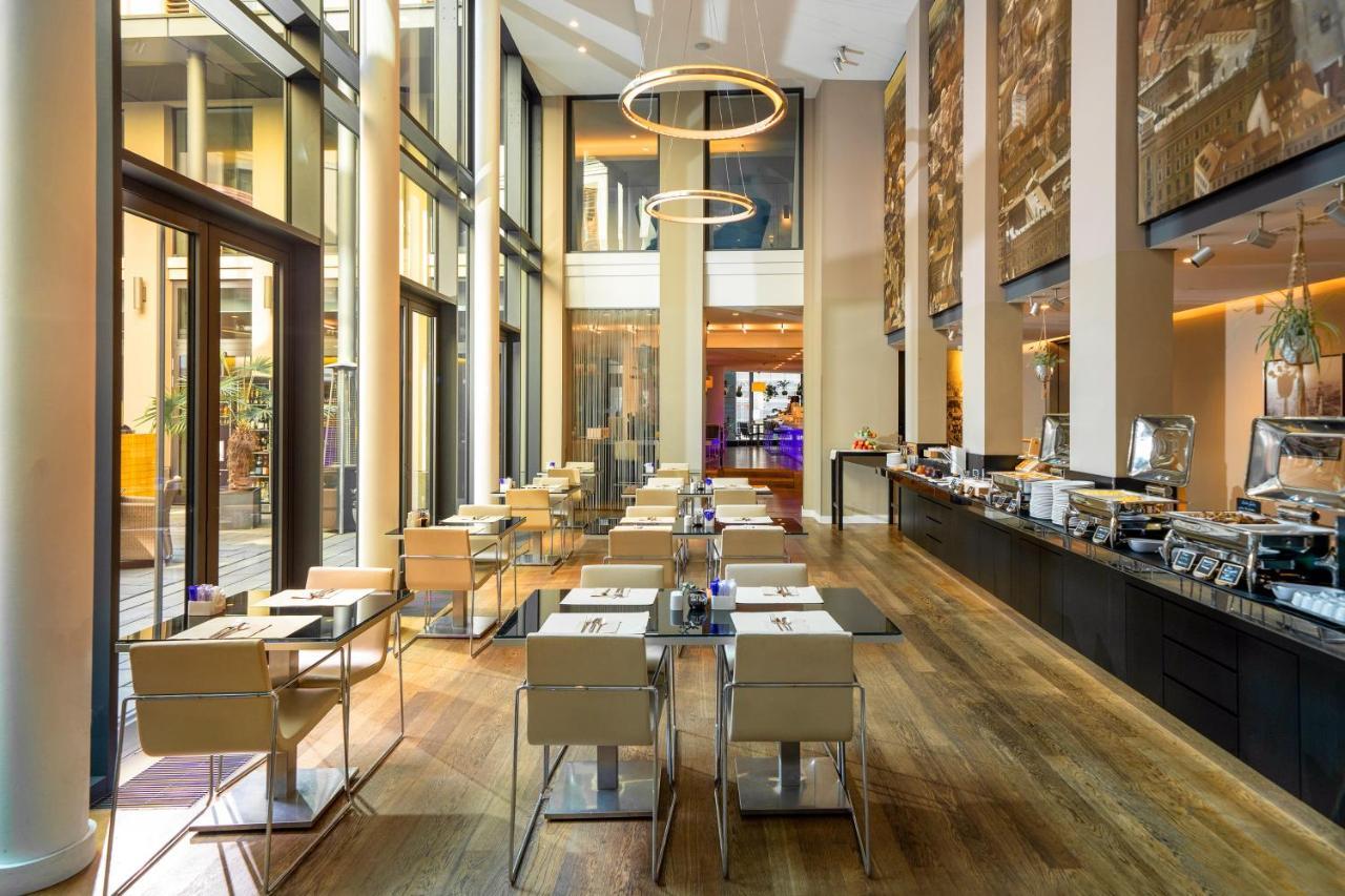 Innside By Melia Dresden Bagian luar foto