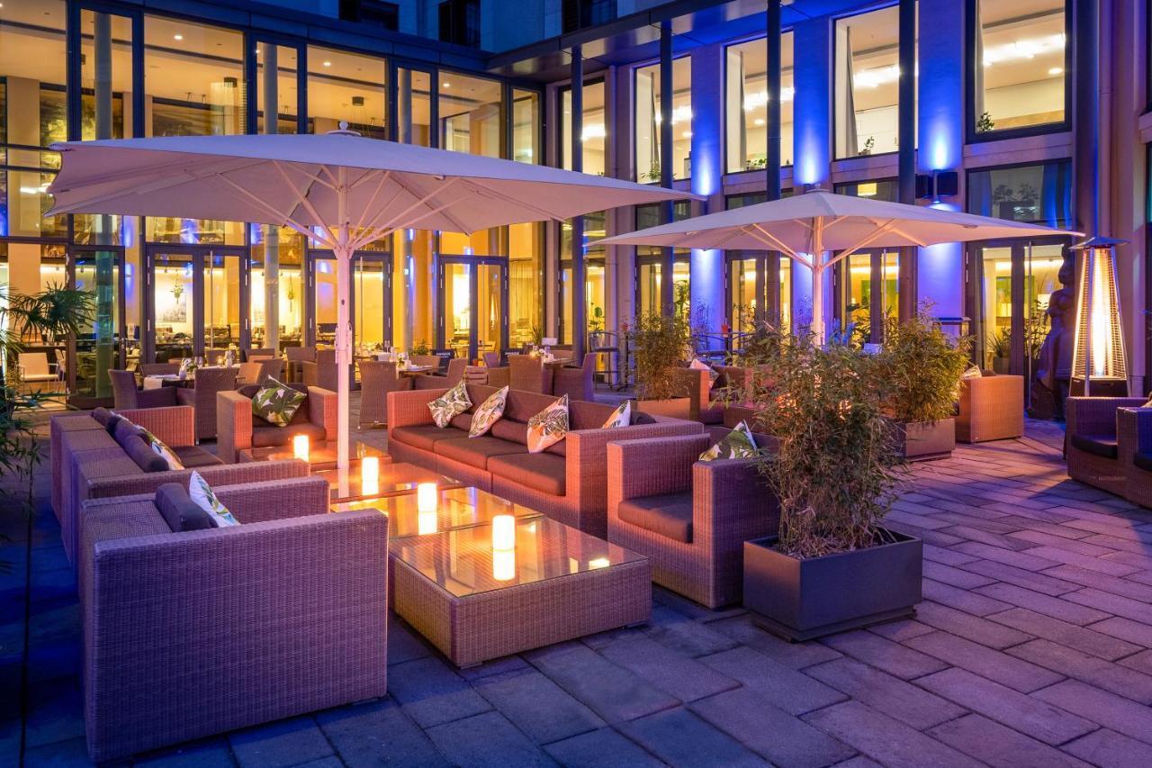 Innside By Melia Dresden Bagian luar foto