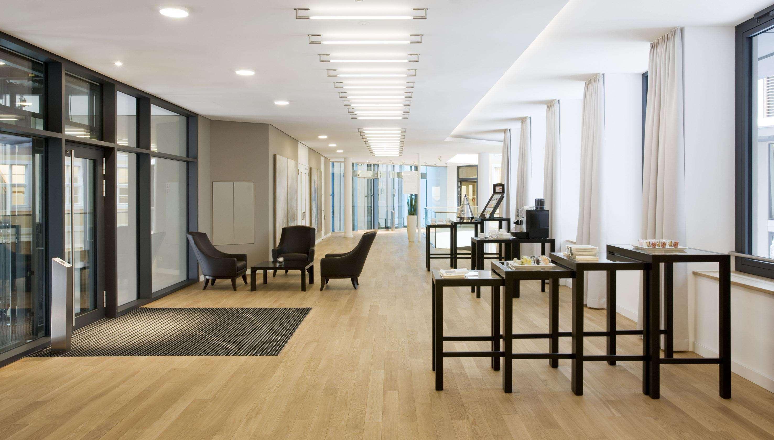 Innside By Melia Dresden Bagian luar foto