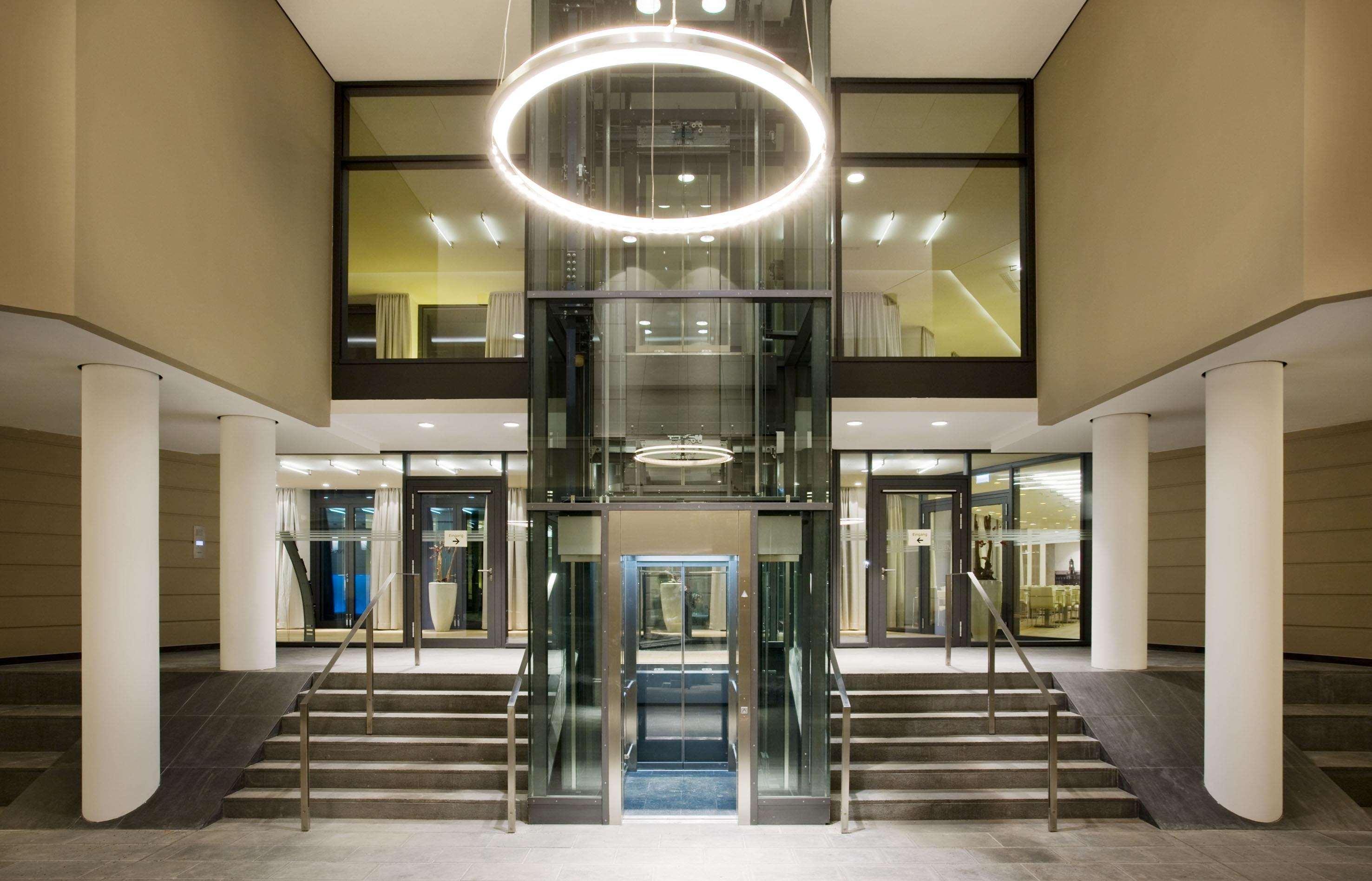 Innside By Melia Dresden Bagian luar foto