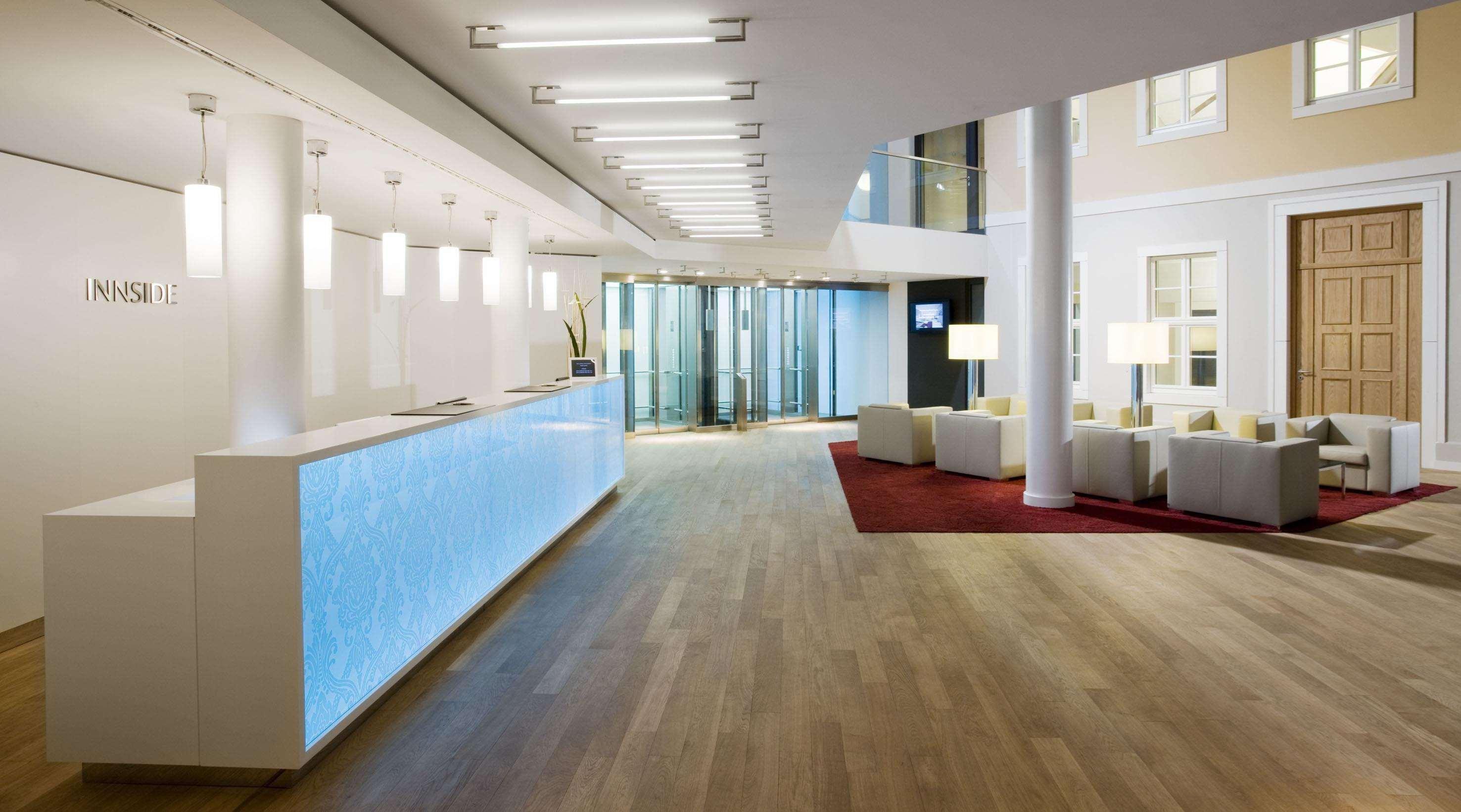 Innside By Melia Dresden Bagian luar foto
