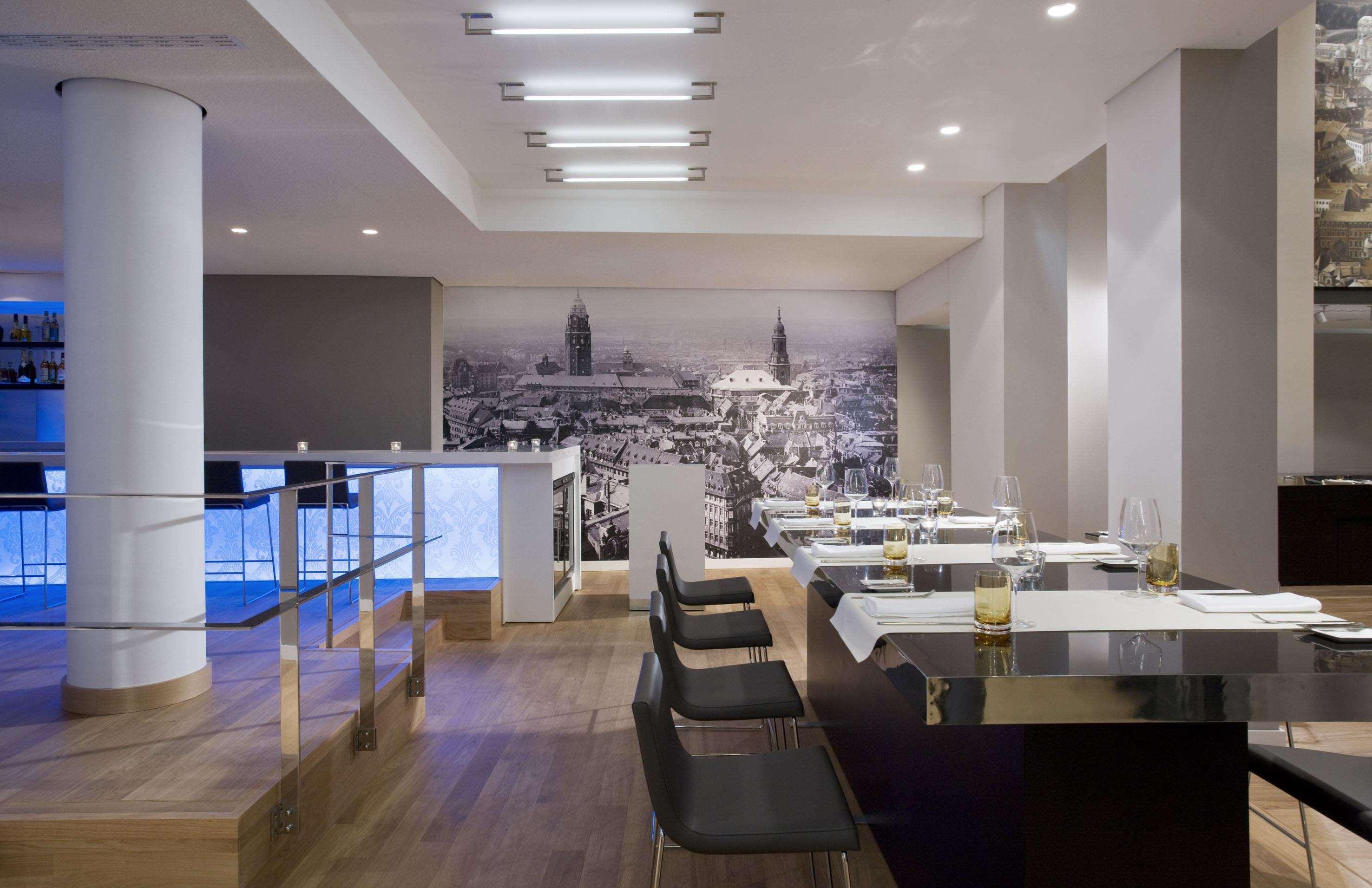 Innside By Melia Dresden Bagian luar foto