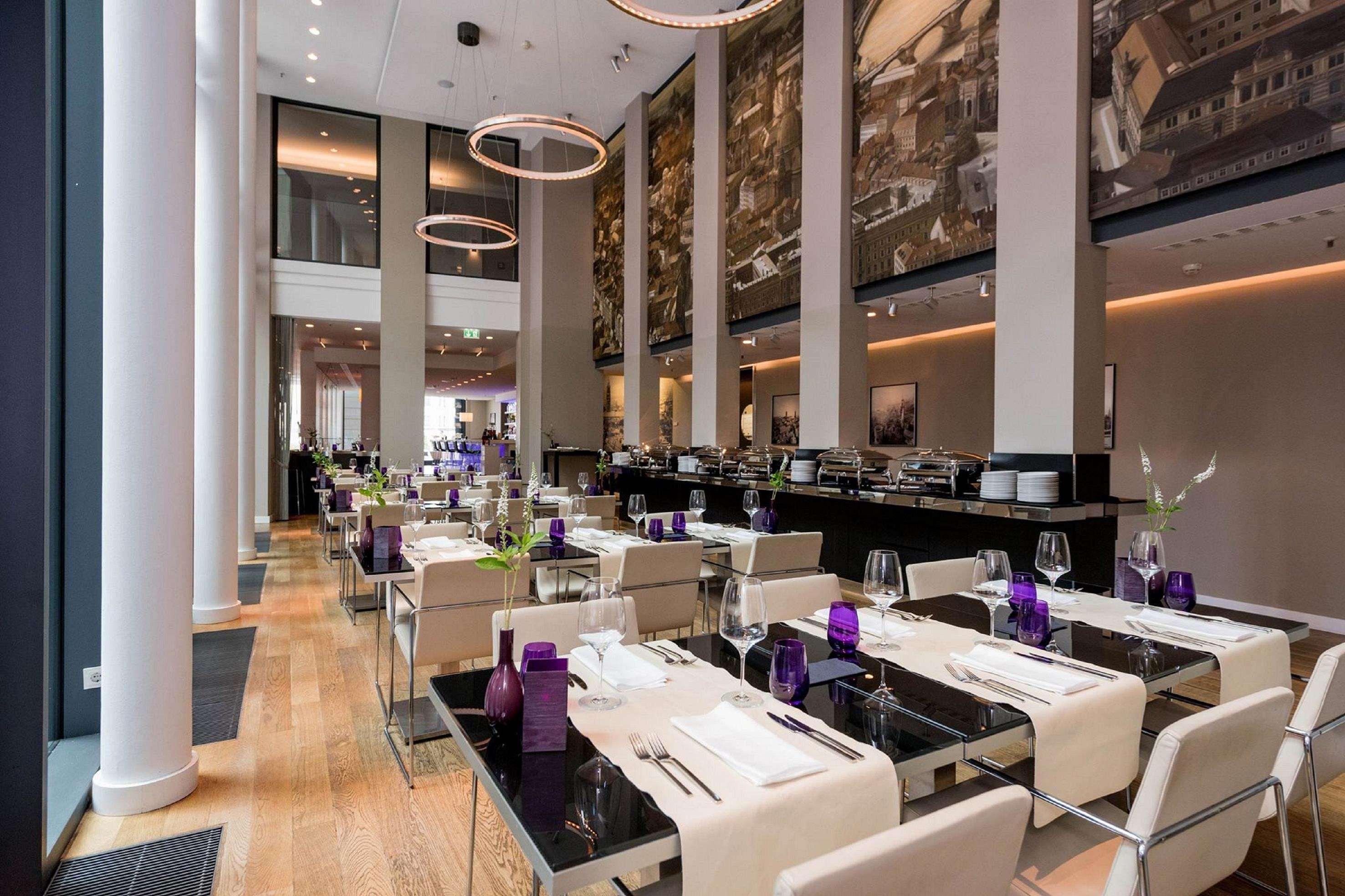 Innside By Melia Dresden Bagian luar foto